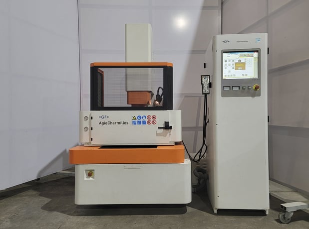 Agie Charmilles #SP-1, Electrical Discharge Machine sinker, 13" X, 9.8"Y, 9.8"Z, 2014 - Image 1