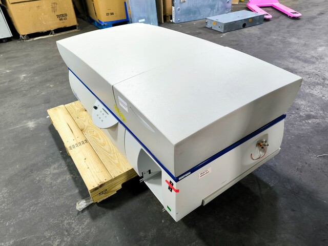 BD Biosciences 339101 BD LSR II, Flow Cytometer Research Cell Analyzer Laser - Image 7