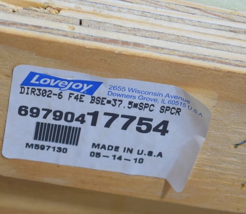 LoveJoy coupler, unused - Image 8