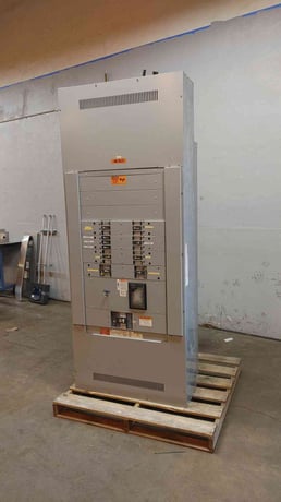 600 Amp. General Electric, Spectra-RMS, Panelboard, (11) Main & Breakers, 3 Phase, 4 Wire, 480Y/277 V - Image 2