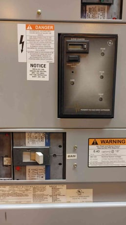600 Amp. General Electric, Spectra-RMS, Panelboard, (11) Main & Breakers, 3 Phase, 4 Wire, 480Y/277 V - Image 5