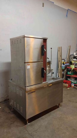Crown Steam #GCX-10S-10, Convection Steamer - Cabinet, Natural Gas type, (10) Pans, (1) Kettle, 120 V - Image 3