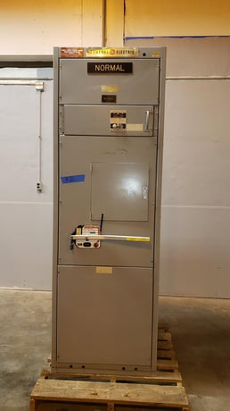 800 Amps, General Electric, AV-Line Switchboard w/Pringle Disconnect Switch, 3 Phase, 4-Wire, - Image 1