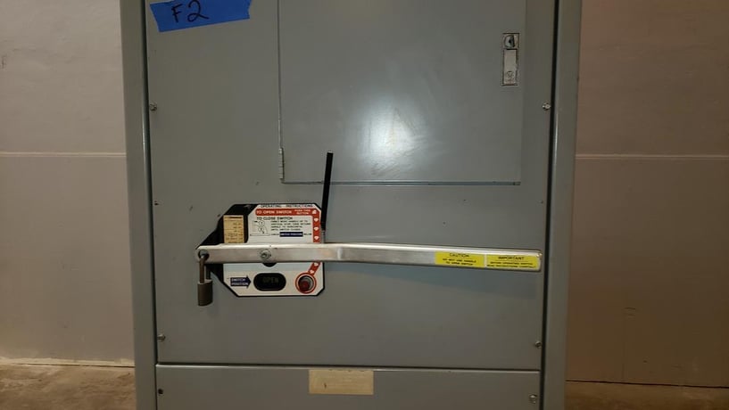 800 Amps, General Electric, AV-Line Switchboard w/Pringle Disconnect Switch, 3 Phase, 4-Wire, - Image 3