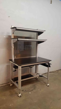 Bosch, Technical Tiered Rolling Lab Desk w/Overhead Light, 48" L x 37" width x 77" H - Image 3