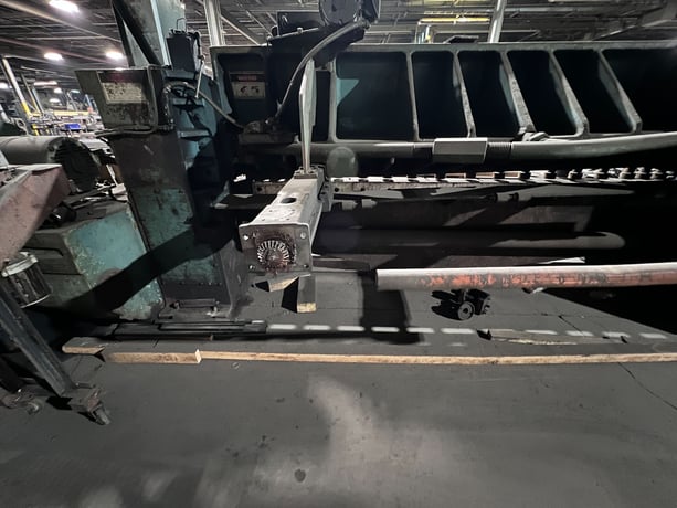 1/2" x 10' Wysong #1050, Mechanical Shear, 18 hold downs, AS-IS - Image 10