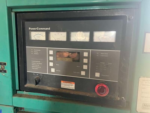 800 KW Cummins #DFHB QST30-G2, rental grade diesel generator, sound attenuated enclosure, 277/480 Volts, 8276 - Image 8