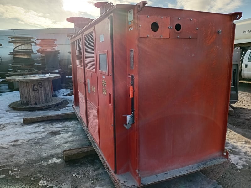 800 KVA 4160 Primary, 600Y/346 Secondary, Transformer with Metalec underground substation - Image 6