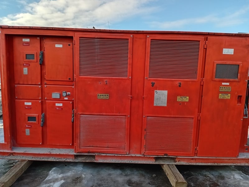 800 KVA 4160 Primary, 600Y/346 Secondary, Transformer with Metalec underground substation - Image 7
