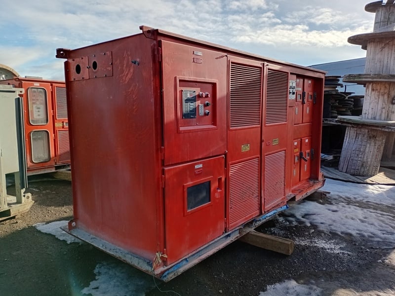 800 KVA 4160 Primary, 600Y/346 Secondary, Transformer with Metalec underground substation - Image 10