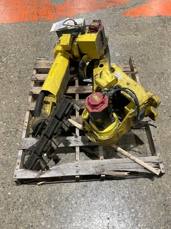 Fanuc #M-20IA/20T, Industrial Robot Parts, R-30IB Controller, 3 Phase, 50/60 Hz, 3 kVA, 220 V, 2015 - Image 8