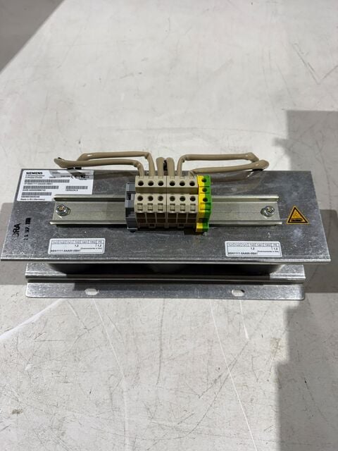 Siemens #1P6SN1111-0AA00-0BA1, Transformer, 3 Phase, 16 kW, New - Image 1