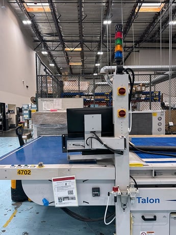 Eastman #Talon-25x, Textile Cutter, 110" width x 228" L, 96" width Table, 79" Work width, 1.18"-2.95" Cut - Image 1