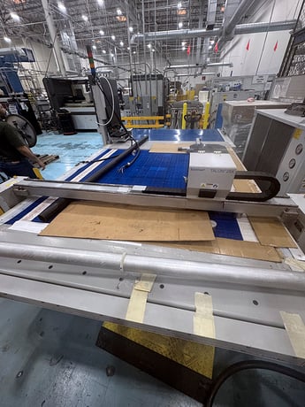 Eastman #Talon-25x, Textile Cutter, 110" width x 228" L, 96" width Table, 79" Work width, 1.18"-2.95" Cut - Image 4