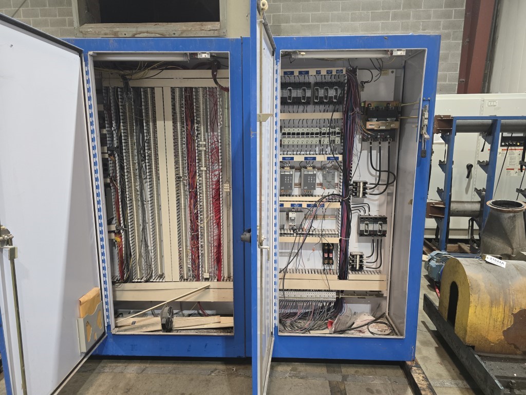 12" Crown / CDL #RPU2E400, single screw dump extruder, 10:1 L/D ratio, temperature Control panel - Image 2