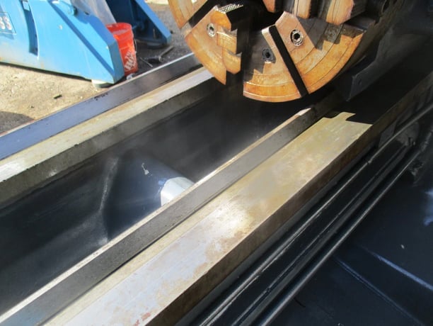 22" x 106" Axelson, oil country lathe, 9" throught hole & taper attachment - Image 3