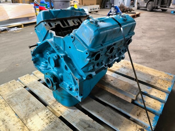 General Motors Chevrolet Chevy #461334 Gasoline Engine 4.3 V6 Truck Van Blue 200 CID, 1989 - Image 3