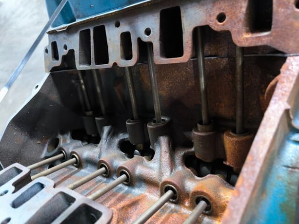 General Motors Chevrolet Chevy #461334 Gasoline Engine 4.3 V6 Truck Van Blue 200 CID, 1989 - Image 5