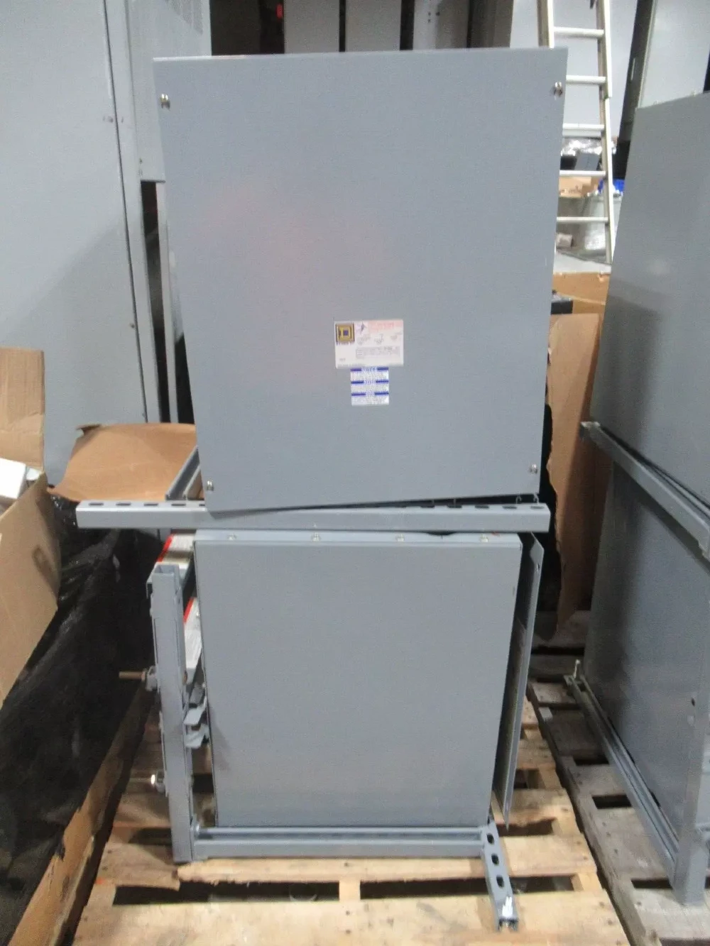 1600 Amps, Square D, PTPA361600, bus plug, 1600 amp PAF breaker, 600 Volts, 3P3W, reconditioned - Image 6
