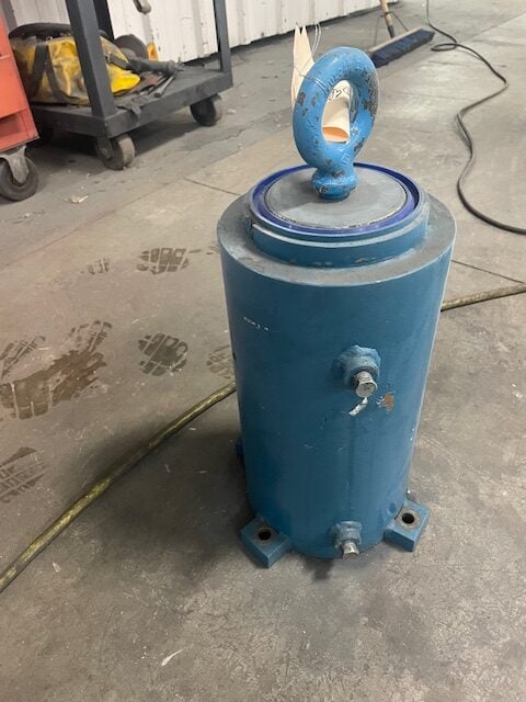 6" Bore, Star, 100 ton double-acting cylinder - Image 1