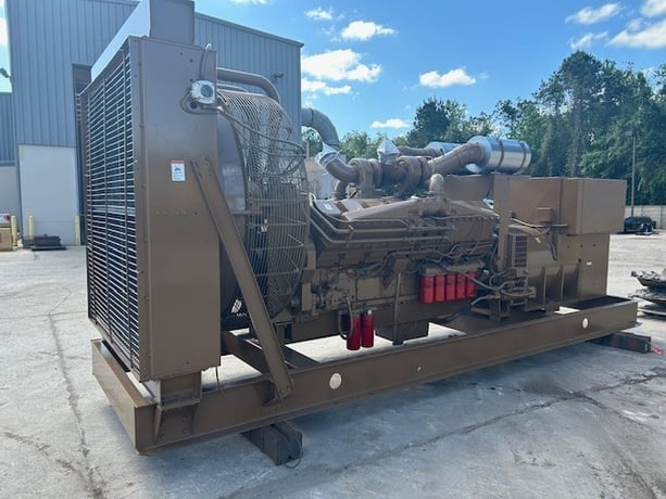1250 KW Cummins #KTA50-G3, 1800 RPM, 60 HZ 480 Volts, 1016 hours, 1989 - Image 3