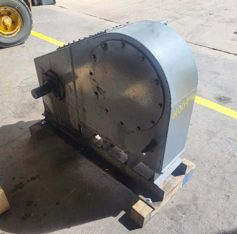 Positive displacement pump chain case - Image 2