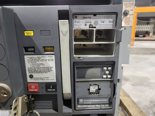 2500 Amps, ABB Power Break, SSD25B210, 3-pole circuit breaker, 600 Volts - Image 3
