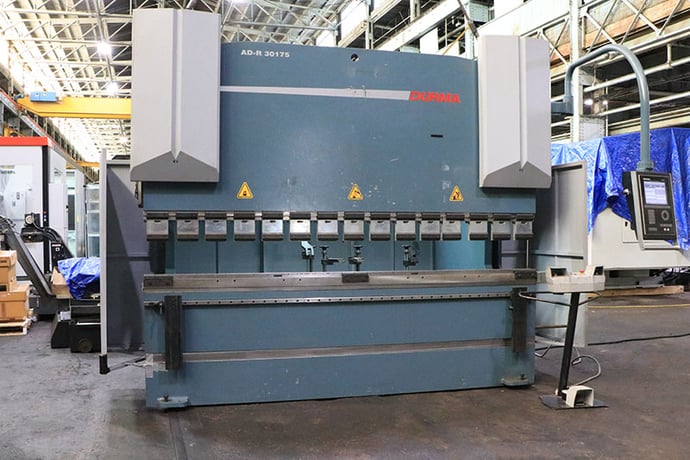 192.5 Ton, Durma #AD-R-30175, press brake, 10' overall, 1032" between housing, 10.4" stroke adj, 21" open - Image 3