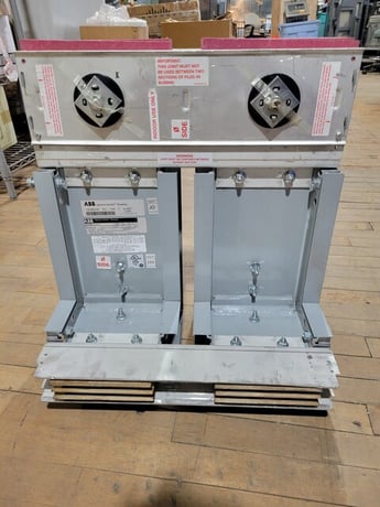 3200 Amps, ABB, 212C1002P113, Spectra Series Busway, 300 Volt 3 Phase 3 Watt Indoor - Image 2