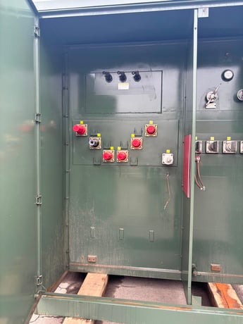 1000 KVA 34500GRDY/19920 Primary, 480Y/277 Secondary, T & R Electric, padmount transformer - Image 2