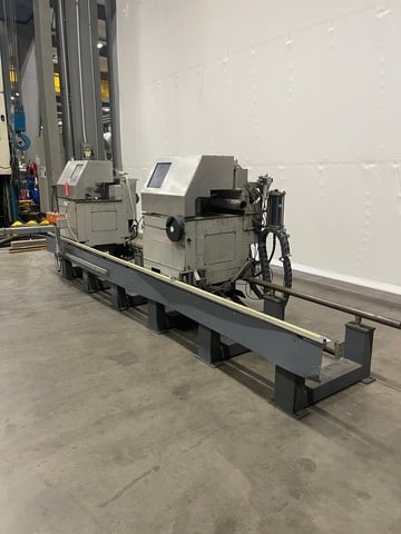 13.75" Elumatec #DG-142, double miter saw, 19-11/16" saw blade diameter, 2800 RPM - Image 2