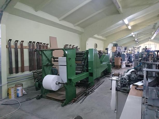 SOS Paper bag machine, F & K #13BB, unwind type shafted, 200 per minute, 1990 - Image 3