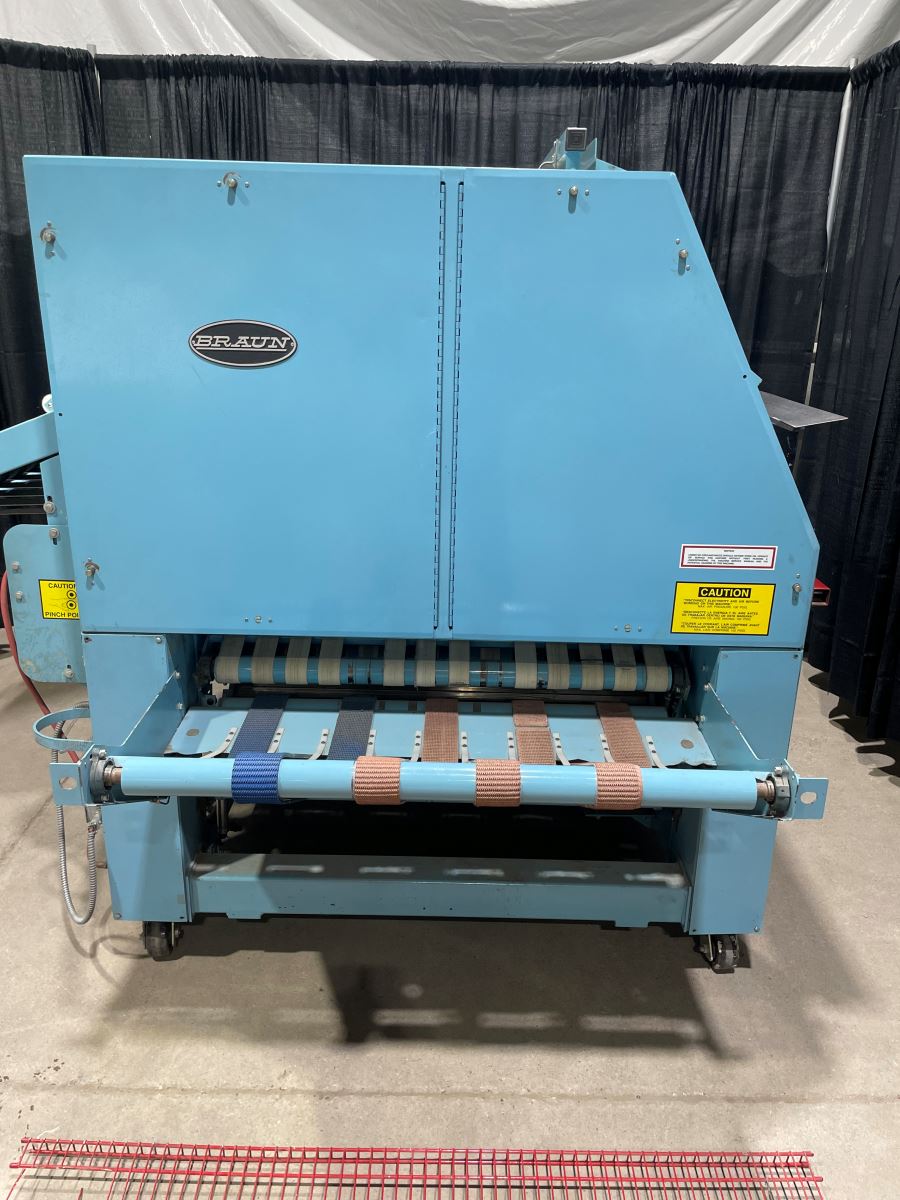 1-Lane Braun #TBFCF, Large Folder w/Stacker, 2 Crossfolds, 208 V, 2003 - Image 2