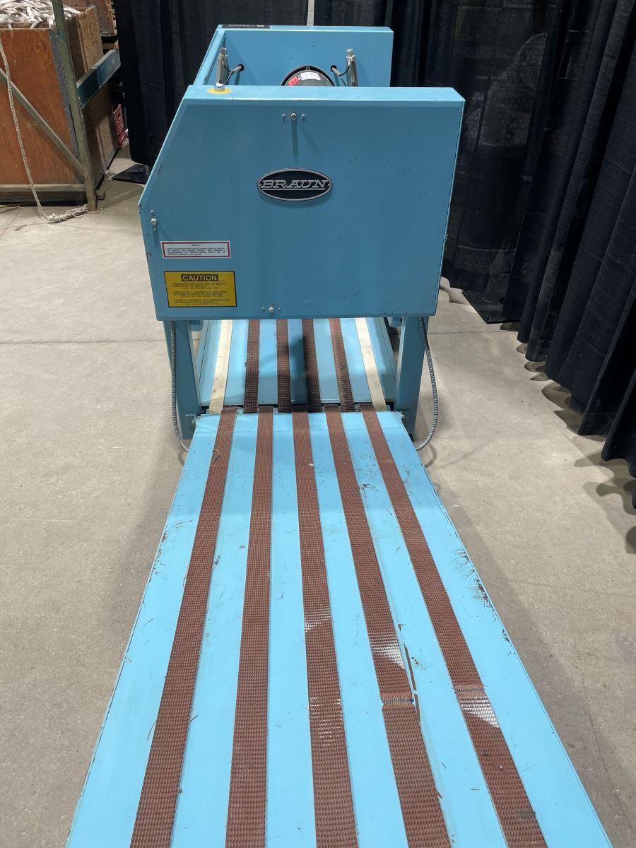 1-Lane Braun #TBFCF, Large Folder w/Stacker, 2 Crossfolds, 208 V, 2003 - Image 8