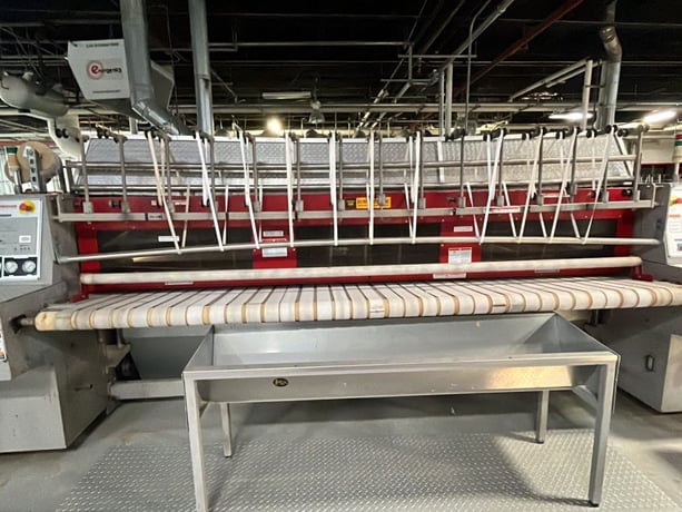 52" x 136" Chicago #PH2-52-136, Thermal Oil Ironer, 2-Roll, 240 V, 2008 - Image 3
