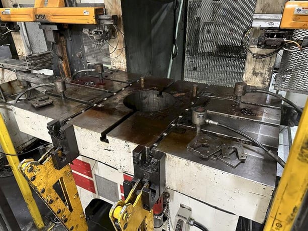 220 Ton, Aida #NC1-2000(2), single crank gap frame press, 9.84" stroke, 17.72"Shut Height, 4.33"adj., 25-50 - Image 4
