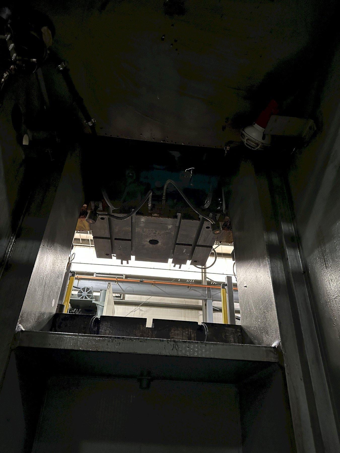 220 Ton, Aida #NC1-2000(2), single crank gap frame press, 9.84" stroke, 17.72"Shut Height, 4.33"adj., 25-50 - Image 4