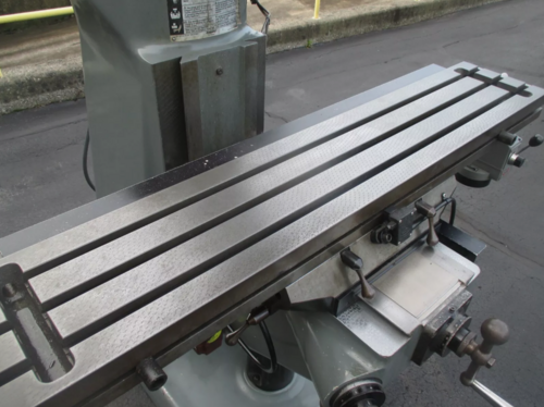 Bridgeport, vertical mill, 9" x48" table, 2/3 HP, Newall digital read out, Servo feed, Kurt vise - Image 9