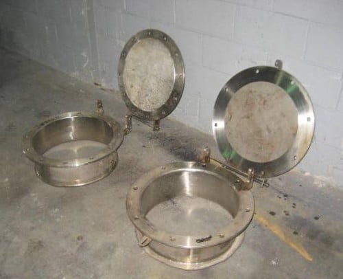 17.5"Manways with hinged covers, Stainless steel (6 available) - Image 2