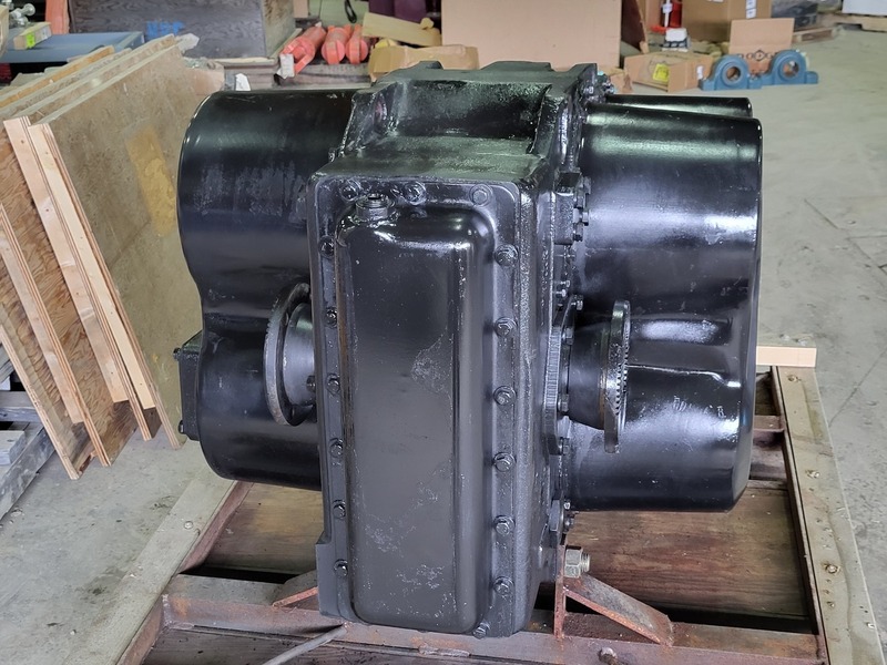 Dana #6422-57, transmission assembly, new surplus - Image 10