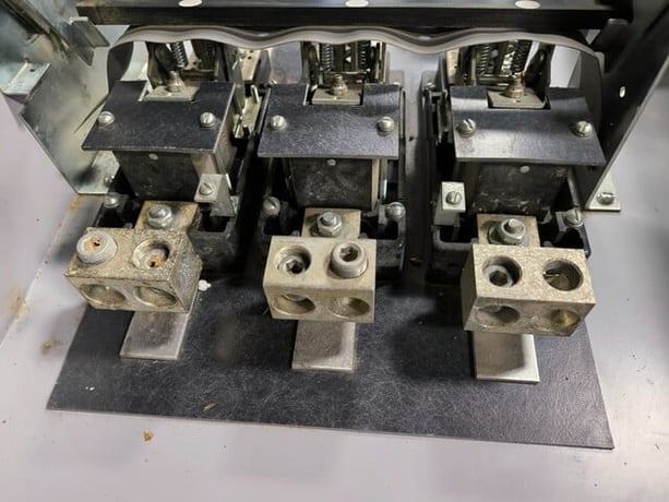 600 Amp. General Electric, TH4326, Safety Disconnect Switch, 3 Pole 240 VAC 250 Volts - Image 7