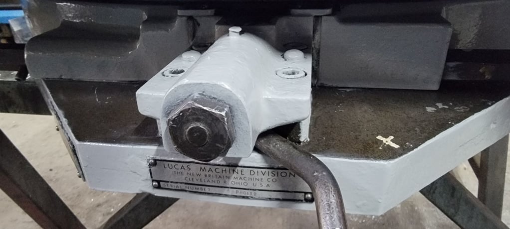 60" x 60" Lucas, air lift rotary table, 360° manual rotation manual clamp lock - Image 4