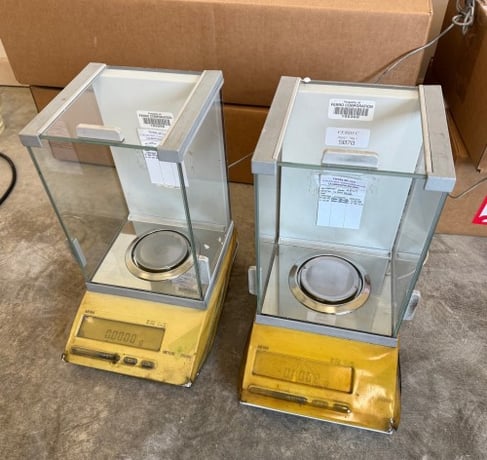 Mettler Toledo #AB104, analytical balance, draft shield, 3 doors - Image 1