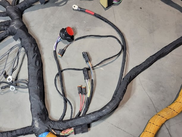 Caterpillar #521-1966, harness asseumbly, new surplus - Image 7