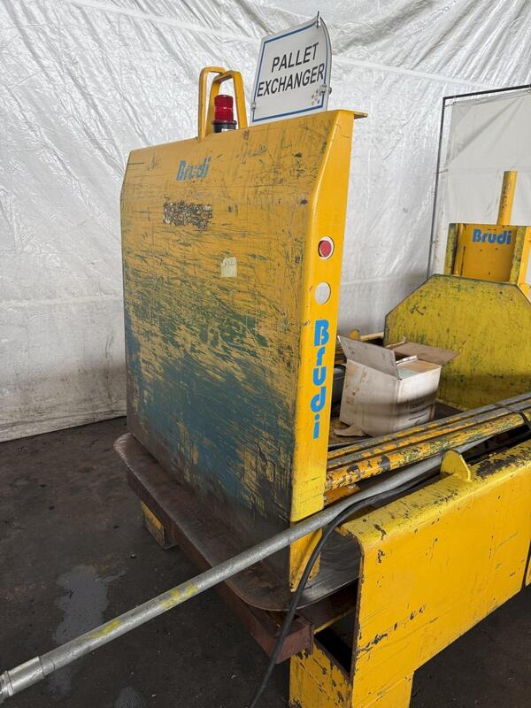 Brudi, hydraulic pallet changer / load transfer station - Image 4