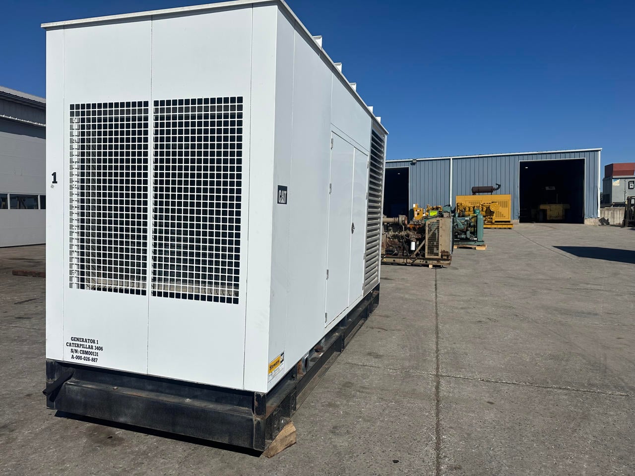 240 KW Caterpillar #3406, Natrual gas or propane generator set, with enclosure, 277/480 Volts, 1095 hours - Image 2