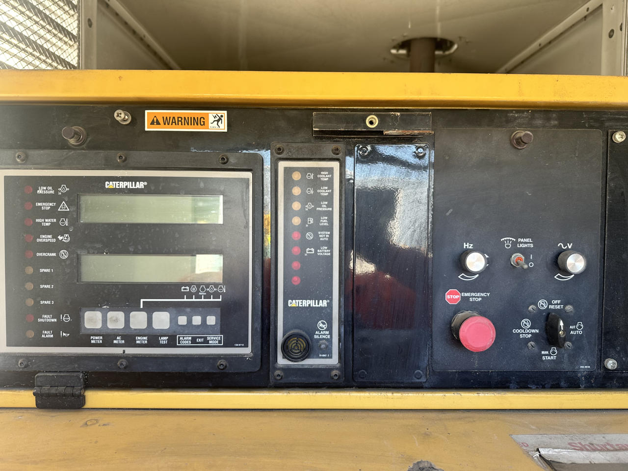 240 KW Caterpillar #3406, Natrual gas or propane generator set, with enclosure, 277/480 Volts, 1095 hours - Image 8