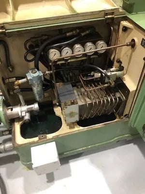 Reishauer #UL-1800, thread grinder, 1800mm length of grind, aerospace faciltiy, excellent cond., 1981 - Image 6