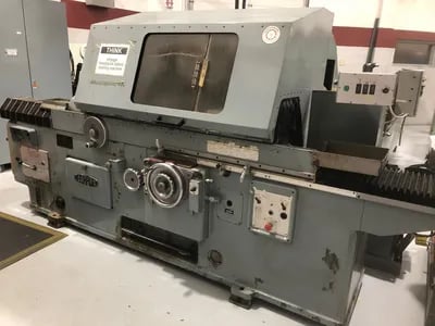 Reishauer #UL-900, external thread grinder, 35" grind length, lots of tooling, aerospace plant, excellent - Image 2