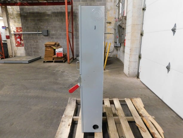 400 Amp. General Electric TG4325 MOD 7 safety switch, 100 HP, 240 VAC - Image 5